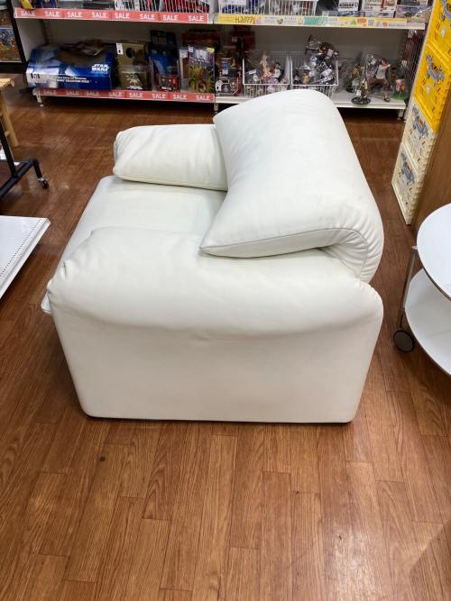 CASSINA (カッシーナ) 1人掛けソファー ホワイト マラルンガ