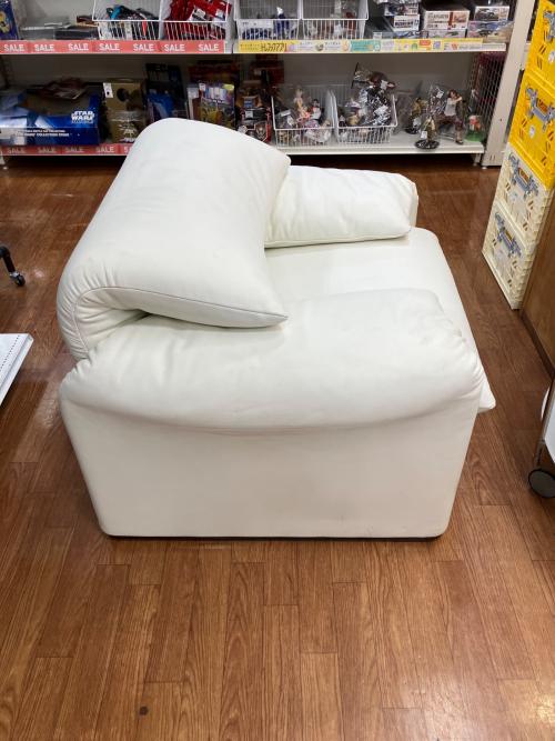 CASSINA (カッシーナ) 1人掛けソファー ホワイト マラルンガ