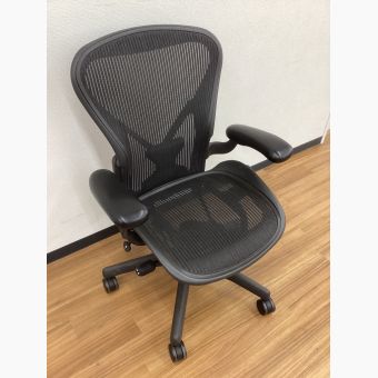 Herman Miller (ハーマンミラー) ワークチェアー グラファイト Ｂサイズ アーロンチェアライト