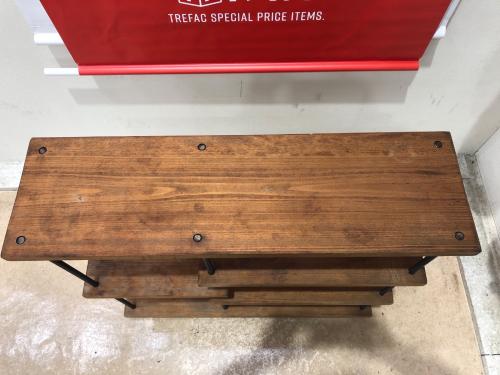 アイアンボルトラック