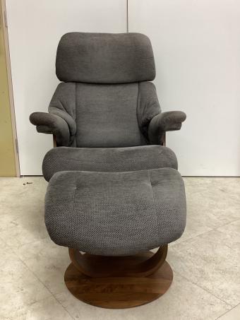 karimoku (カリモク) リクライニングチェアー THE FIRST