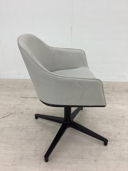 Vitra (ヴィトラ) ソフトシェルチェア ベージュ×ブラック|トレファク Vitra (ヴィトラ) ソフトシェルチェア ベージュ×ブラック|トレファク