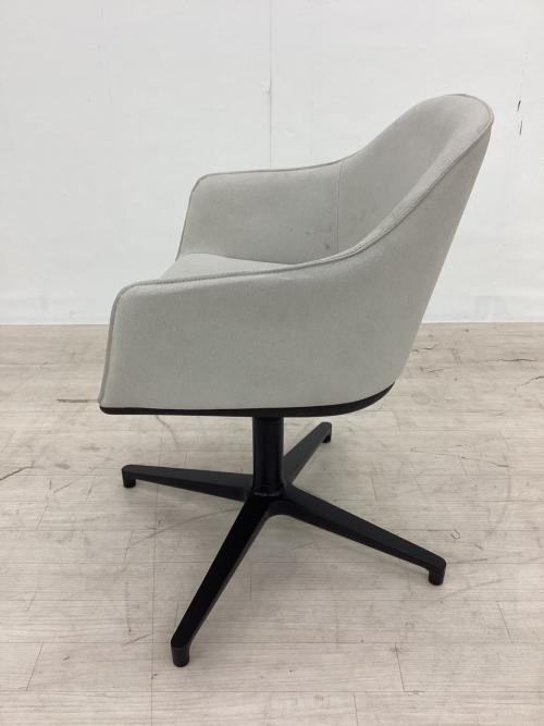 Vitra (ヴィトラ) ソフトシェルチェア ベージュ×ブラック