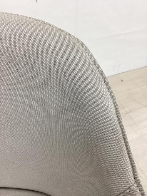 Vitra (ヴィトラ) ソフトシェルチェア ベージュ×ブラック