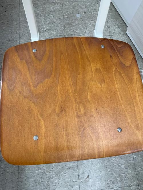 Galvanitas (ガルファニタス) S.21スタッキングチェアー