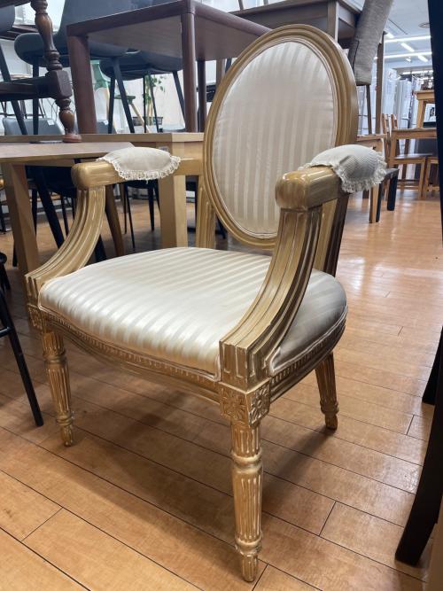 アンティーク調チェア アイボリー