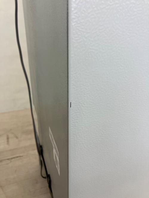 Hisense (ハイセンス) 2ドア冷蔵庫 HR-D1701W 2023年製 キズ・ヘコミ有 175Ｌ