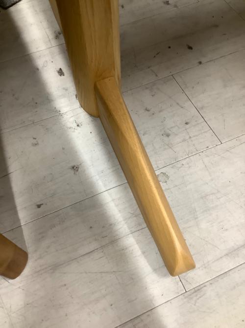 イバタインテリア　ダイニングテーブル　中古 ibata (イバタインテリア) ダイニングテーブル 帆立脚 ウォールナット
