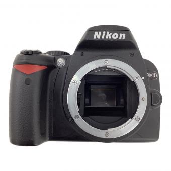 Nikon (ニコン) デジタル一眼レフカメラ D40 624万画素(総画素) APS-C SDHCカード対応 標準：ISO200～1600 2179639