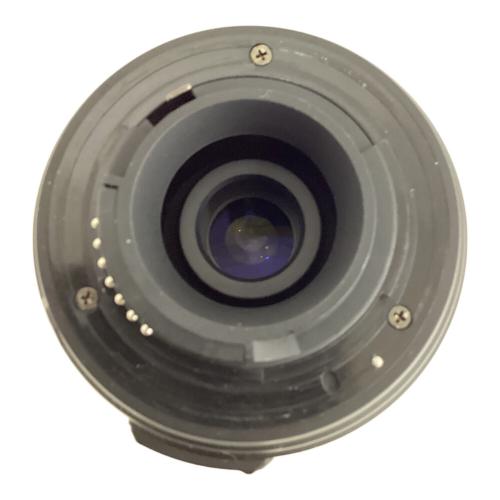 Nikon (ニコン) デジタル一眼レフカメラ D40 624万画素(総画素) APS-C SDHCカード対応 標準：ISO200～1600 2179639