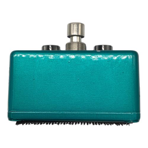 ベースエフェクター M83 CHORUS DELUXE
