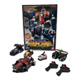 特捜戦隊デカレンジャー (トクソウセンタイデカレンジャー) DXデカウィングロボ 戦隊ヒーロー