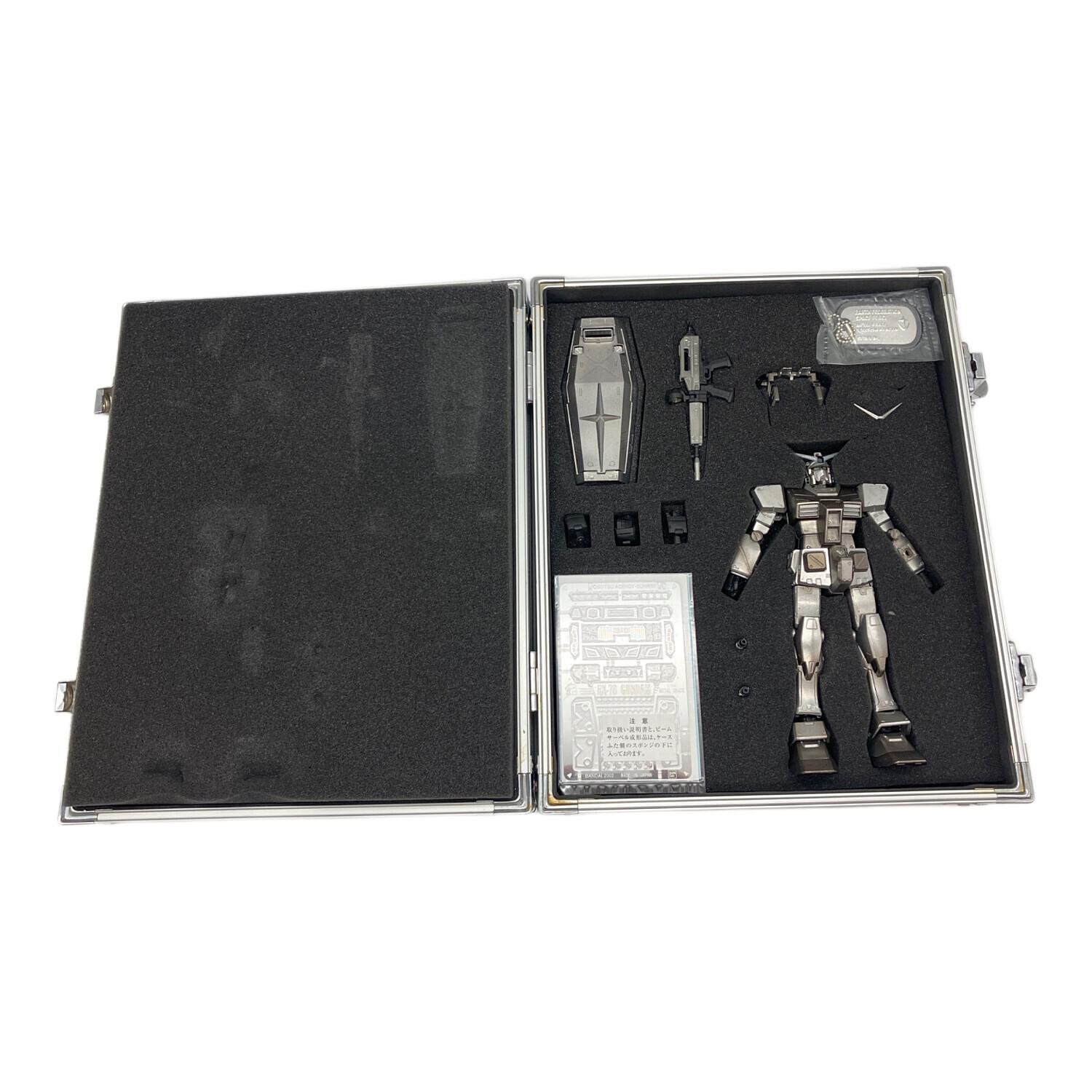 BANDAI (バンダイ) 機動戦士ガンダム 1/100スケール RX-78 ガンダム