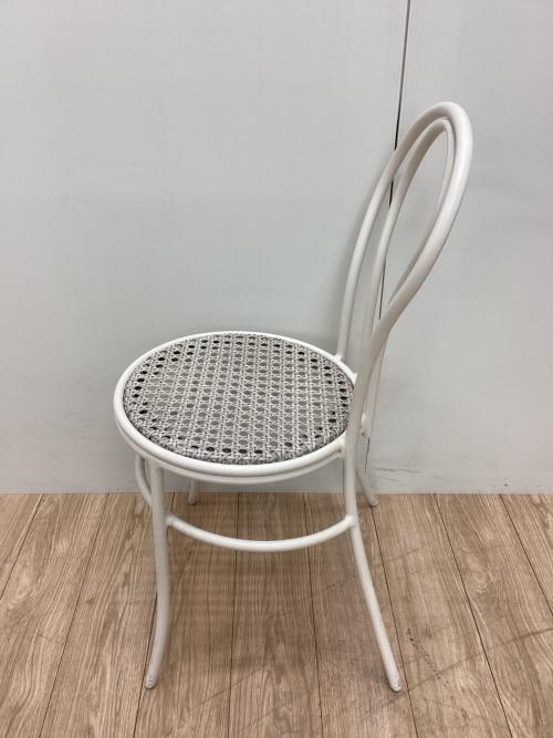 deja vu ダイニングチェアー アイボリー 1人掛け