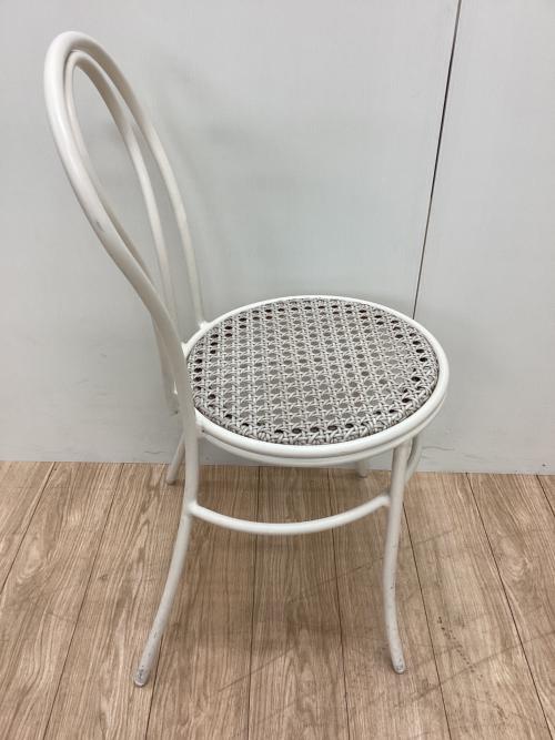 deja vu ダイニングチェアー アイボリー 1人掛け