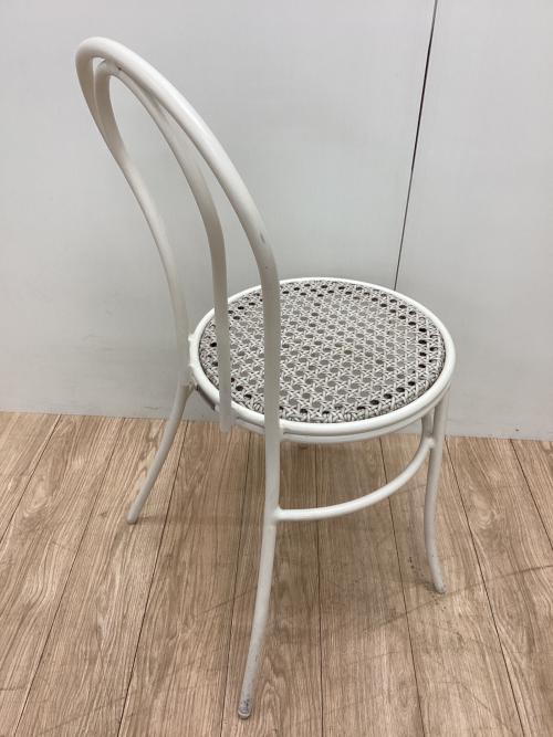 deja vu ダイニングチェアー アイボリー 1人掛け