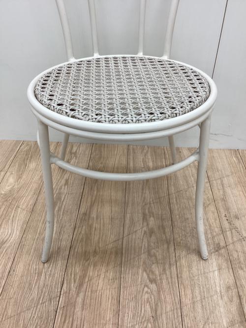 deja vu ダイニングチェアー アイボリー 1人掛け