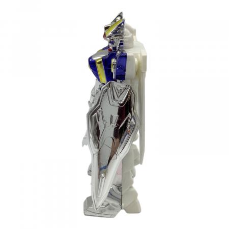 ハーティロビン フィギュア ウイングガンダム プラヒーロー