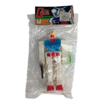 フィギュア 1070 クローバー ソフビ ガンダム 白成形 盾緑塗装