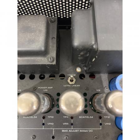 MARANTZ (マランツ) プリメインアンプ ネジ欠品 通電確認のみ MODEL