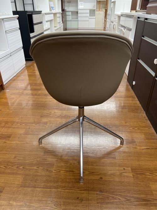 BoConcept (ボーコンセプト) アームチェアー ベージュ 76 Adelaide