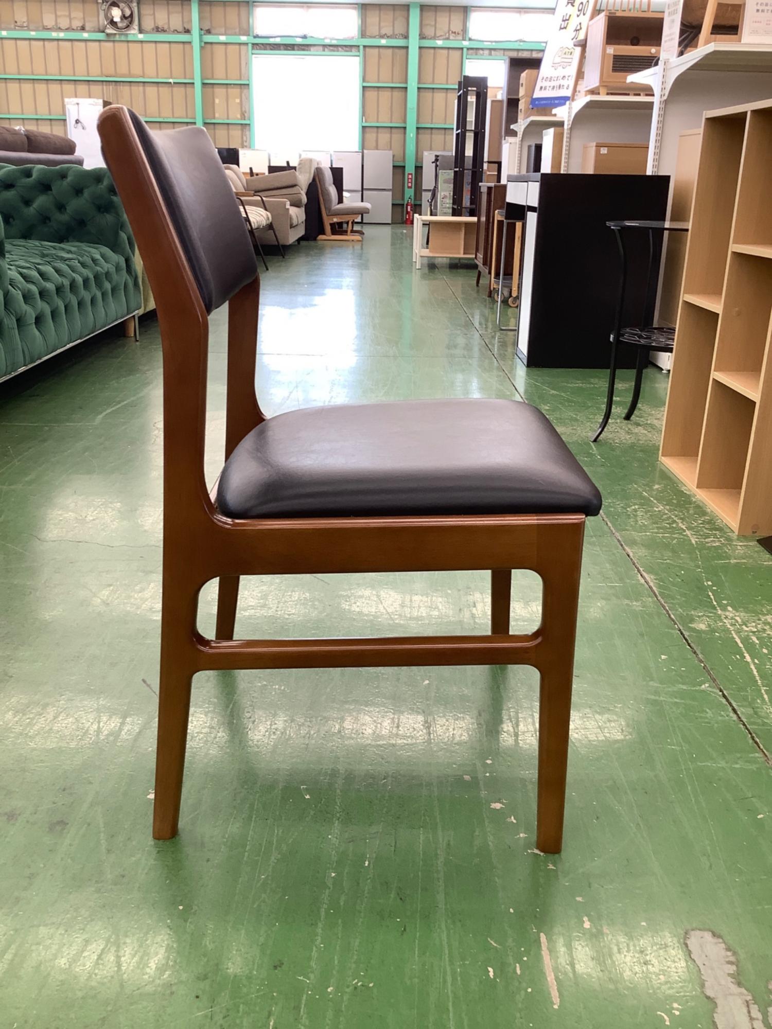 カリモク60 (カリモクロクマル) アームレスダイニングチェア