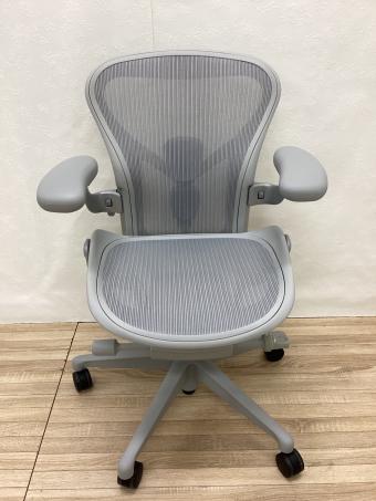 Herman Miller (ハーマンミラー) アーロンチェア ライトグレー 2024年 1人掛け AER1A13DW ALP VPR SNA DVP DC1 DVP 23101 リマスタード ミネラルベース