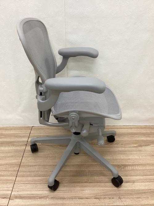 Herman Miller (ハーマンミラー) アーロンチェア ライトグレー 2024年 1人掛け AER1A13DW ALP VPR SNA DVP DC1 DVP 23101 リマスタード ミネラルベース