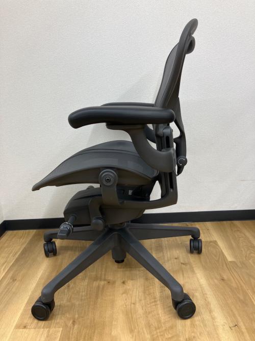 Herman Miller (ハーマンミラー) アーロンチェア リマスタード ミネラルベース