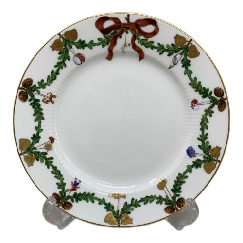 ROYAL COPENHAGEN (ロイヤル・コペンハーゲン) プレート スターフルーテッド