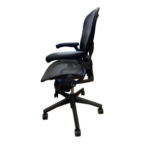 Herman Miller (ハーマンミラー) アーロンチェア B4 Mサイズ