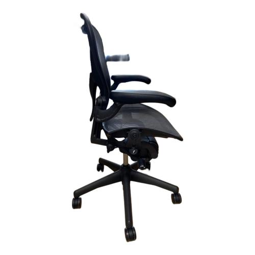 Herman Miller (ハーマンミラー) アーロンチェア B4 Mサイズ