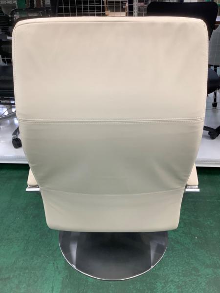 BoConcept (ボーコンセプト) リクライニングチェアー アイボリー