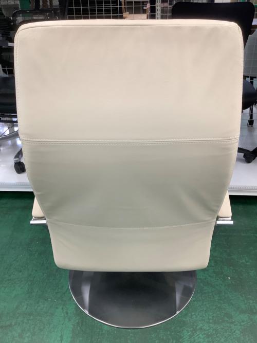 BoConcept (ボーコンセプト) リクライニングチェアー アイボリー