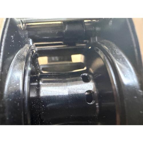 SHIMANO (シマノ) TD-S アンタレスDC HG RH ベイトリール リール 右巻き 本体のみ