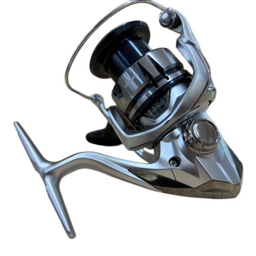 SHIMANO (シマノ) 19ストラディック スピニングリール リール C3000HG 本体のみ