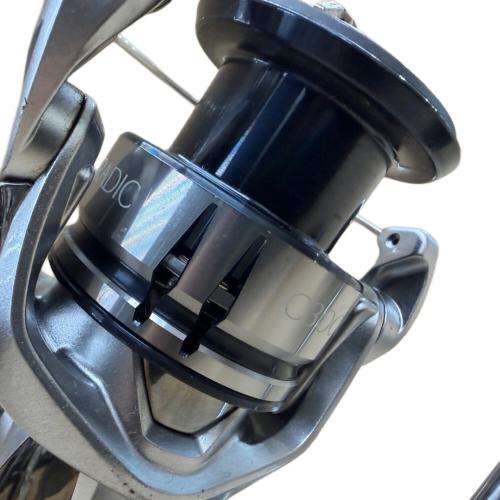 SHIMANO (シマノ) 19ストラディック スピニングリール リール C3000HG 本体のみ