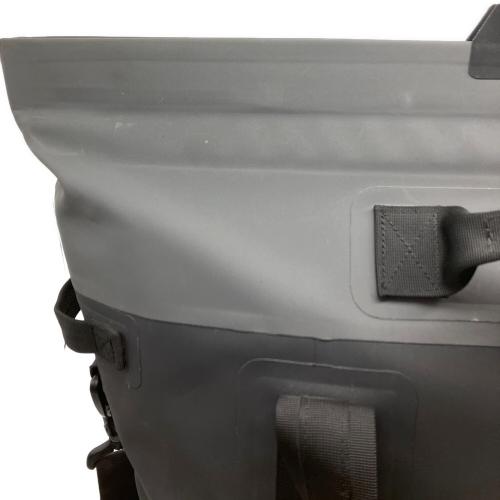 Yeti (イエティ) ソフトクーラー グレー Hopper M30