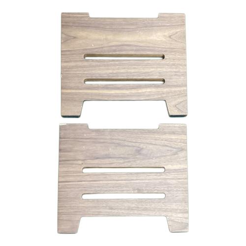 The Arth (ザァ～ッス) アウトドアテーブル ブラウン ヘキ子 クルンドル