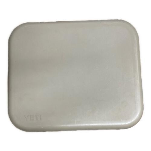 Yeti (イエティ) クーラーボックス ステッカー付 タン ローディ24