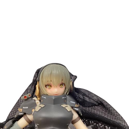 フィギュア 正面装甲少女 ビクトリア