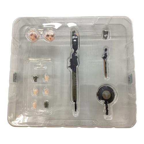 フィギュア 正面装甲少女 ビクトリア