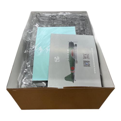 1/35 日本海軍 空母 赤城 艦橋 w/飛行甲板 + 九七式艦上攻撃機 プラモデル プラモデル 箱ダメージ有