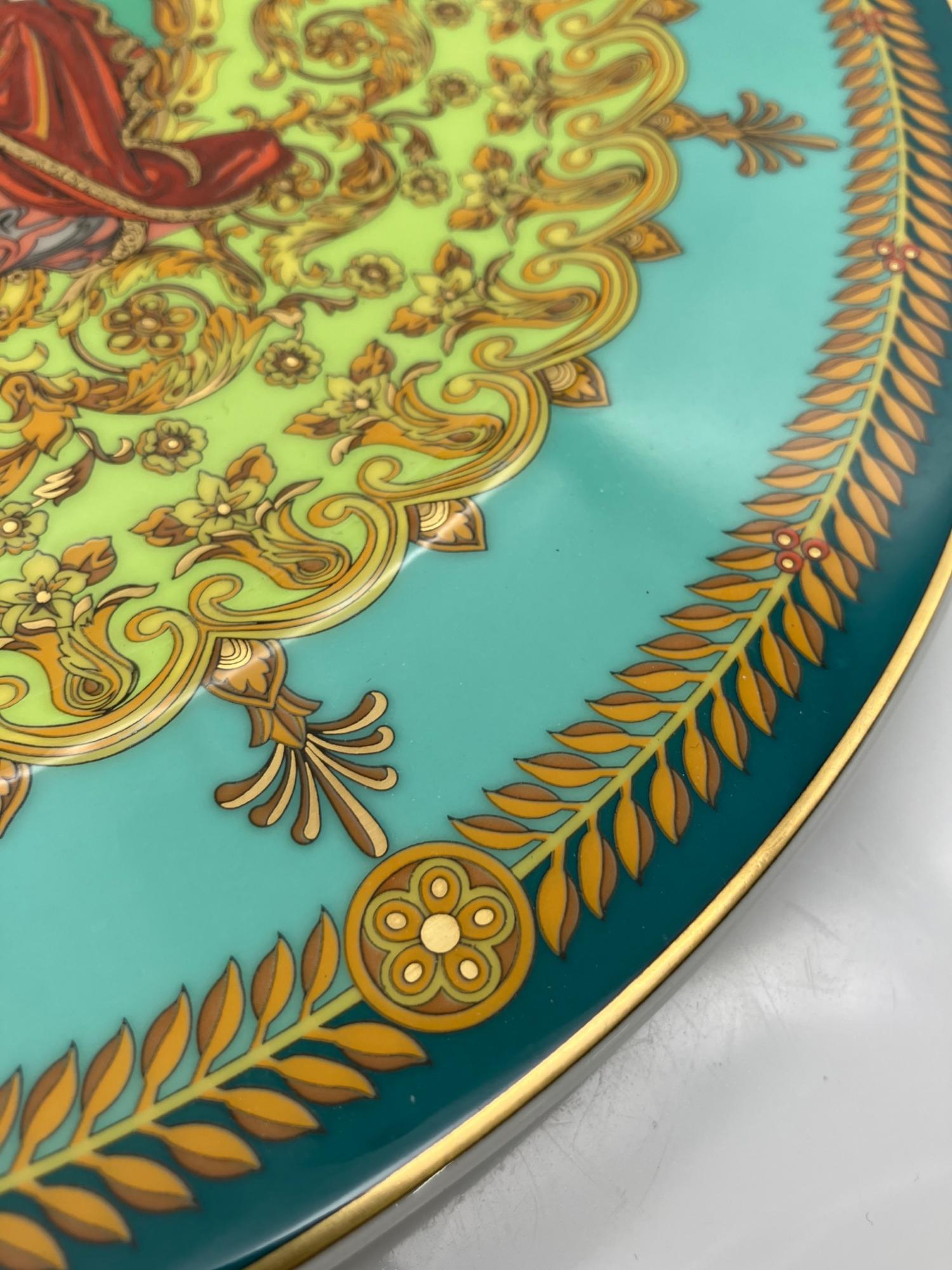 【早い者勝ち!】ヴェルサーチ ローゼンタールコラボクリスマスチャロット プレート 早い者勝ち!】ヴェルサーチ ローゼンタールコラボクリスマスチャロット