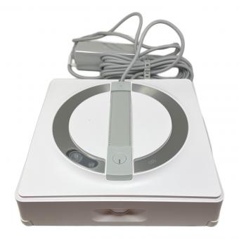 窓ふきロボット