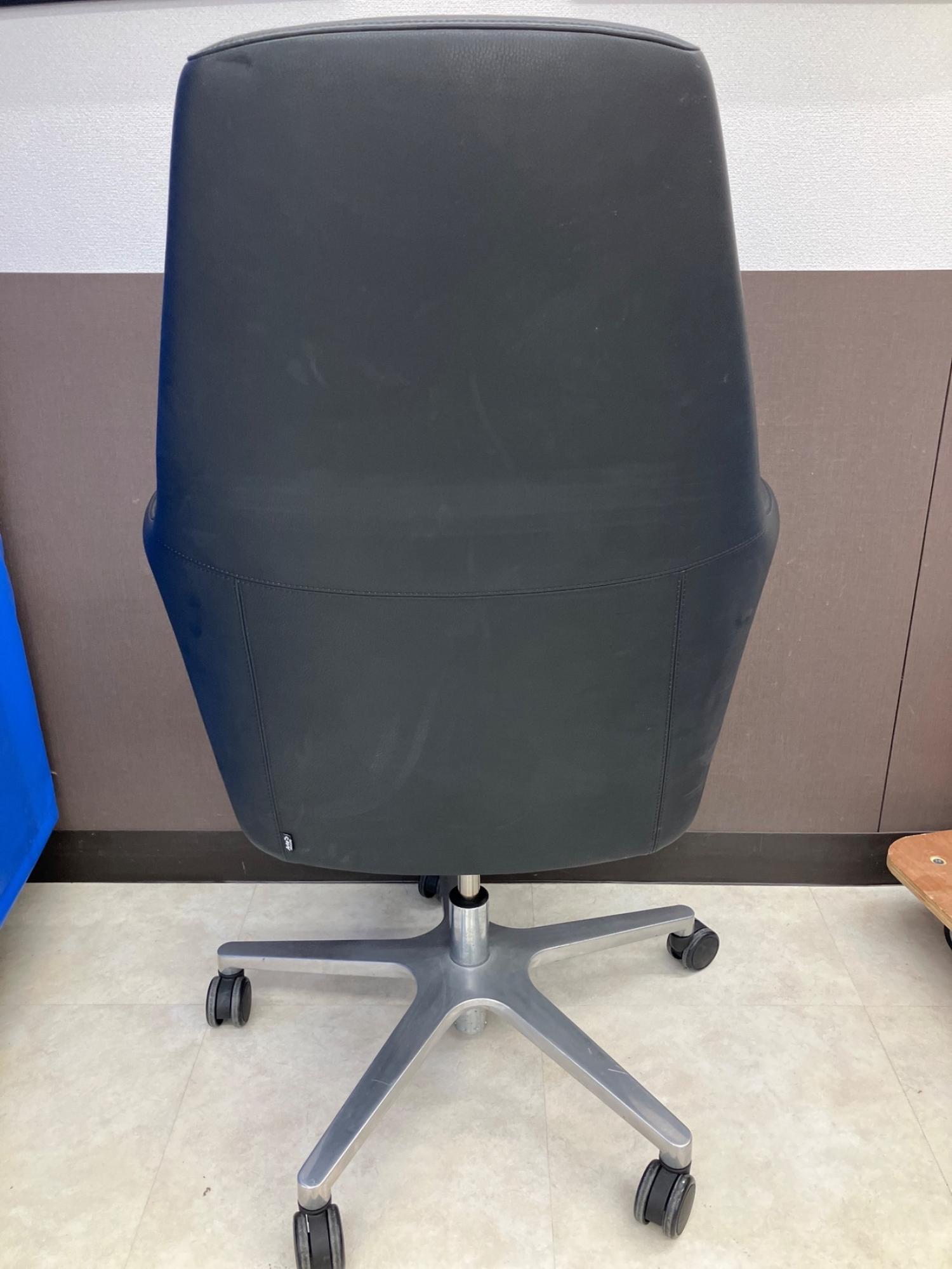 Arte's オフィスチェア ブラック｜トレファクONLINE