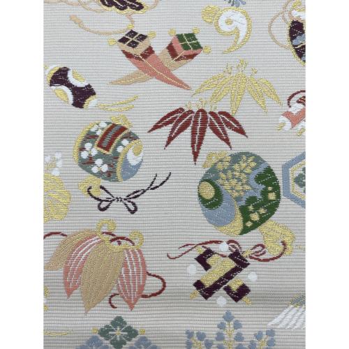 山下織物　六通柄袋帯　招福宝尽くし　金銀糸　アイボリー　和装　仕立て上がり