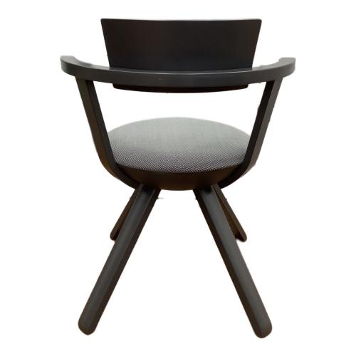 artek (アルテック) ダイニングチェアー グレー