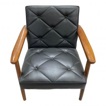 カリモク60 (カリモクロクマル) Kチェア ブラック