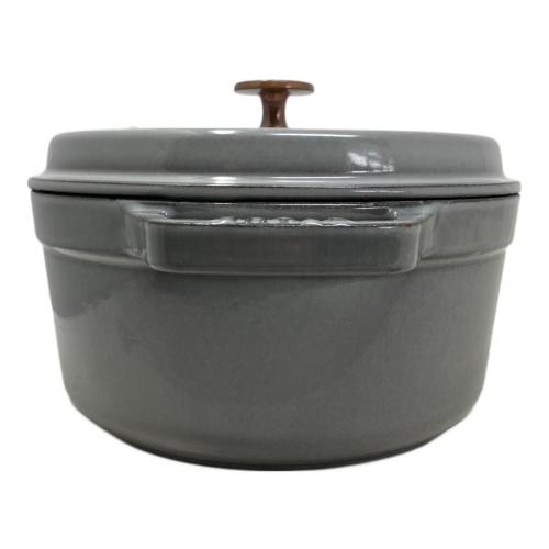 Staub (ストウブ) 両手鍋 22cm LA COCOTTE